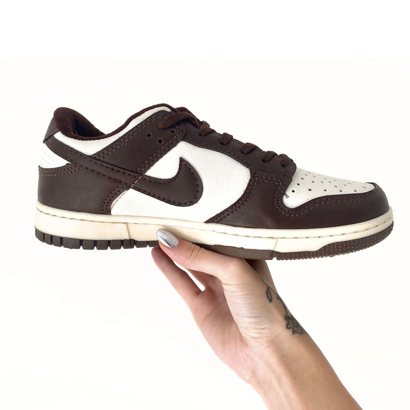 Tênis Nike Dunk Low Marrom