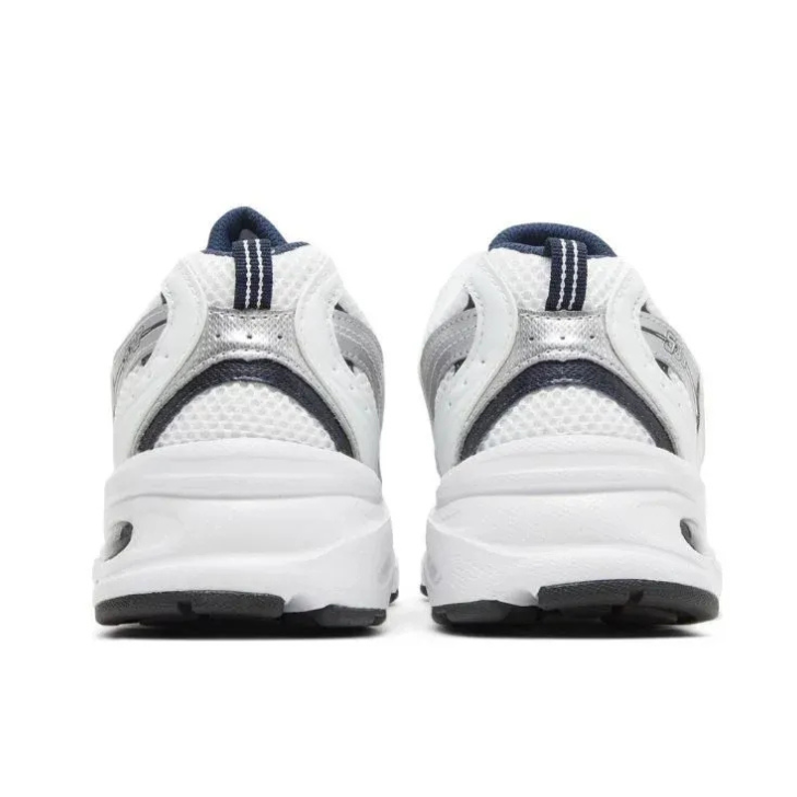 New Balance 530 Branco/Prata Feminino