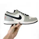 Tênis Nike Air Jordan Low Cinza/Branco