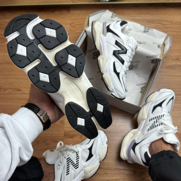 Tênis New Balance 9060 Branco/Preto Unissex