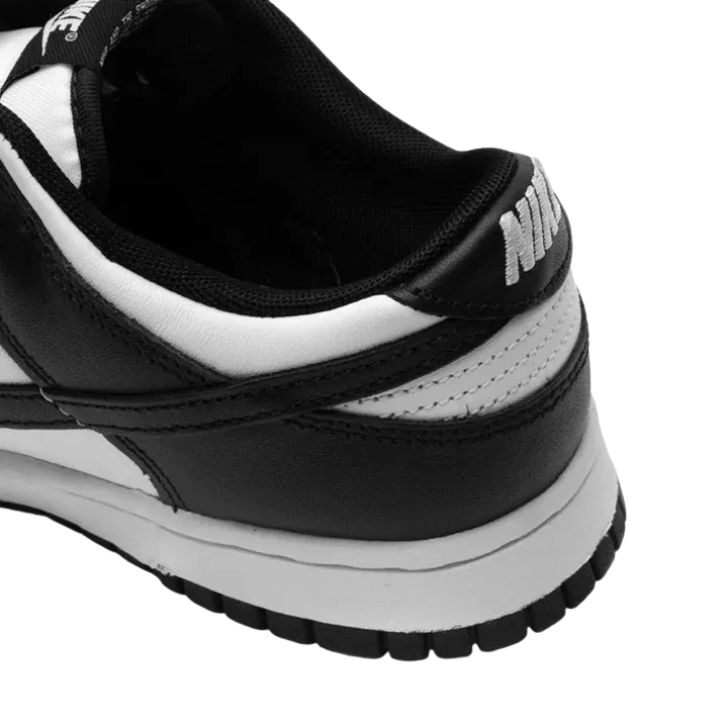 Tênis Nike Dunk Low Retro Black White Panda