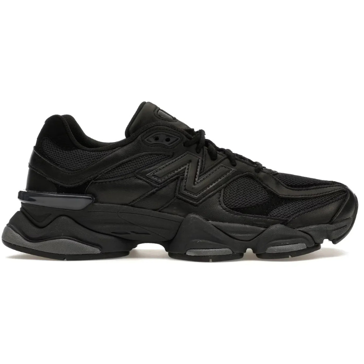Tênis New Balance 9060 Triple Black Leather Masculino